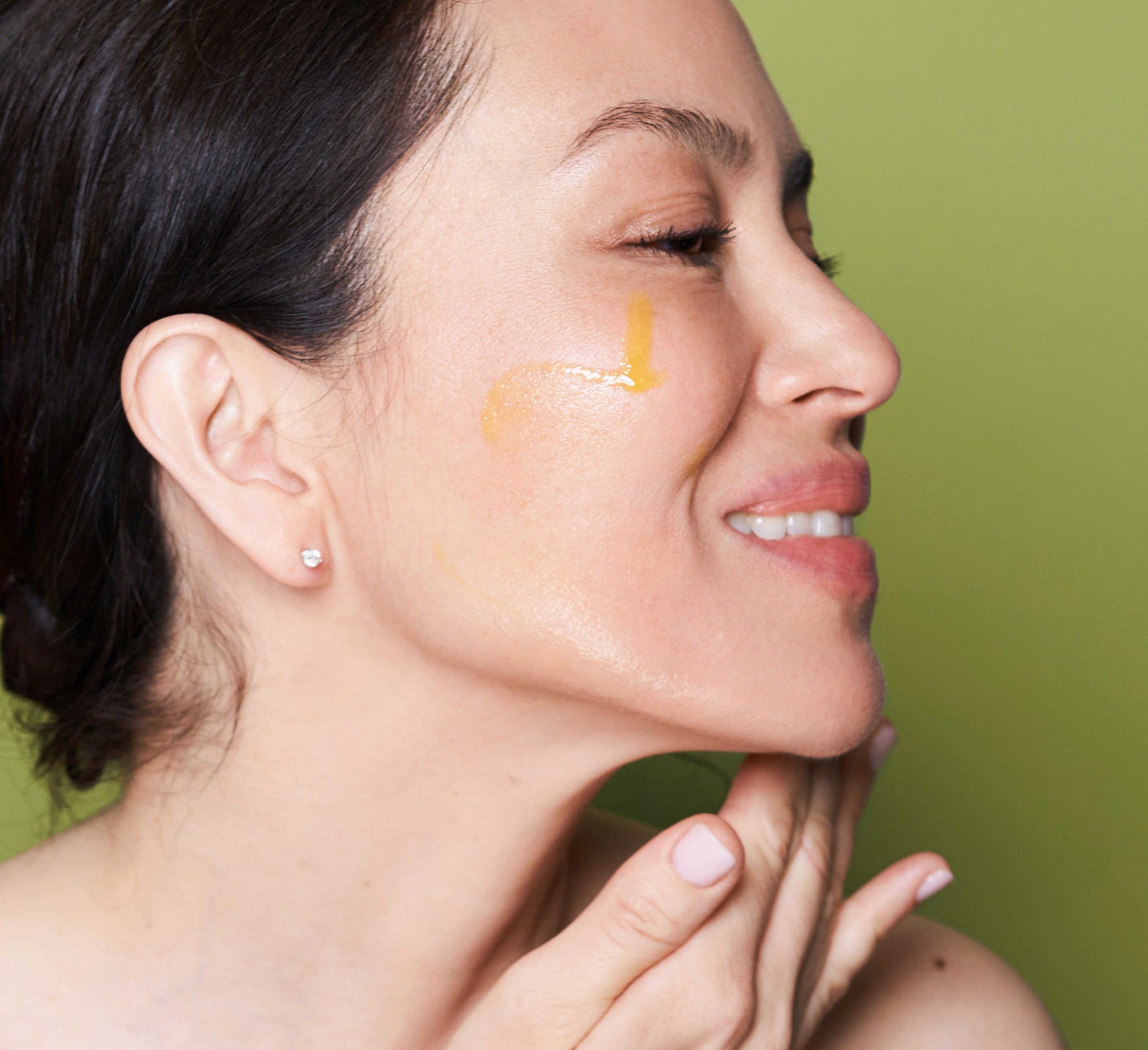 CLARA - Illuminating Vitamin C Serum